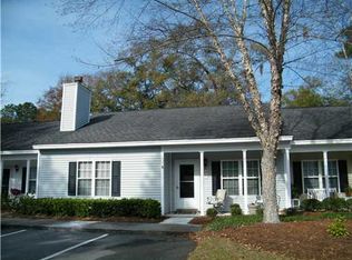 11 Olde Towne Place Dr, Savannah, GA 31410