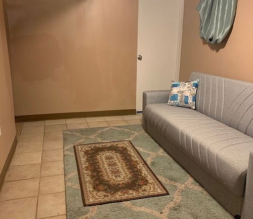 4th image of 639 Manida St #1B