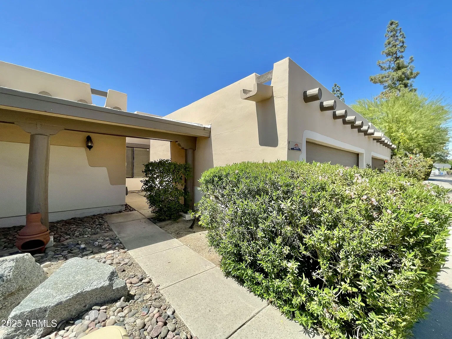 2 bed, 2.0 bath, $2,195 — Photo 2