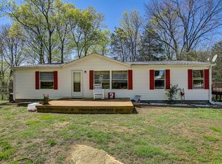 2540 Rock Springs Cemetery Rd, Columbia, TN 38401