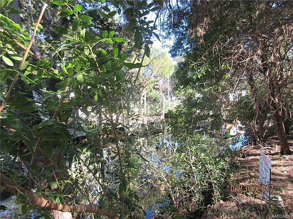 4th image of 2249 S Hunt Pt