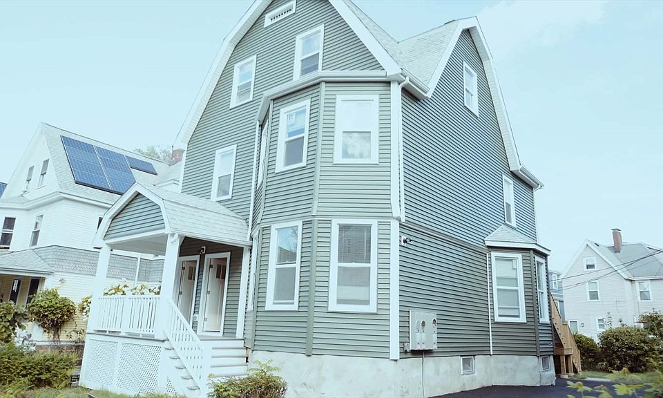 1st image of 20 Rill St