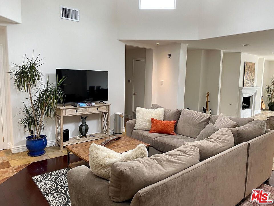 4624 Conchita Way, Tarzana, CA 91356 | Zillow