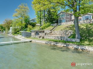 21836 Howell Dr, Cassopolis, MI 49031