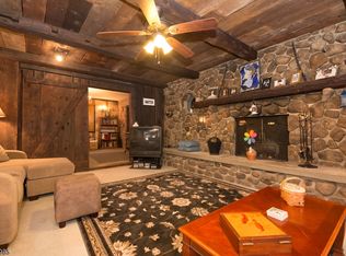 3 Newton Ave, Stanhope, NJ 07874