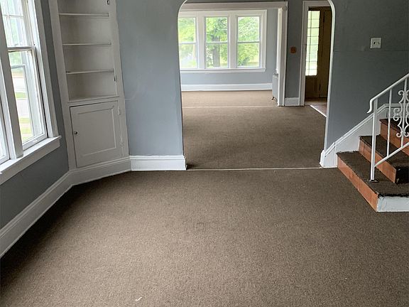 4th image of 805 Thornhill Dr