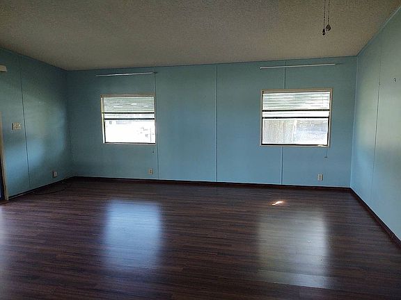 5th image of 4 Sea Fern Dr #253