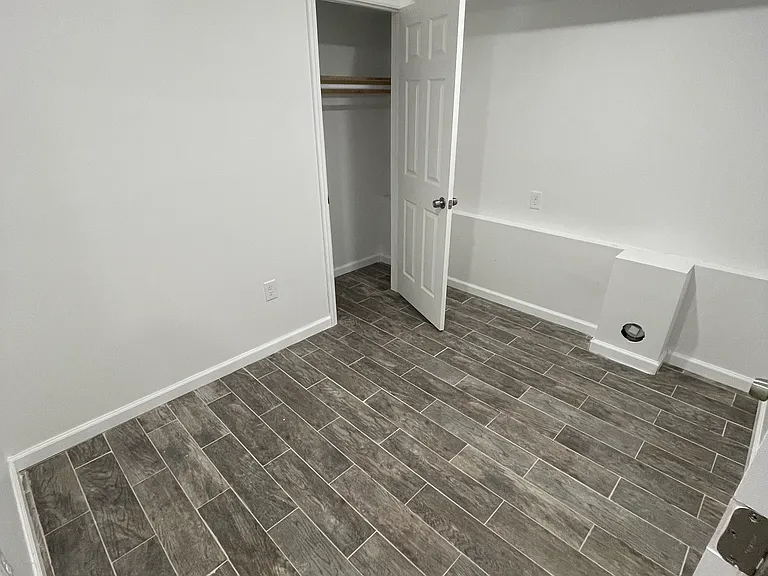 150 Sherman Ave #1 — Photo 4