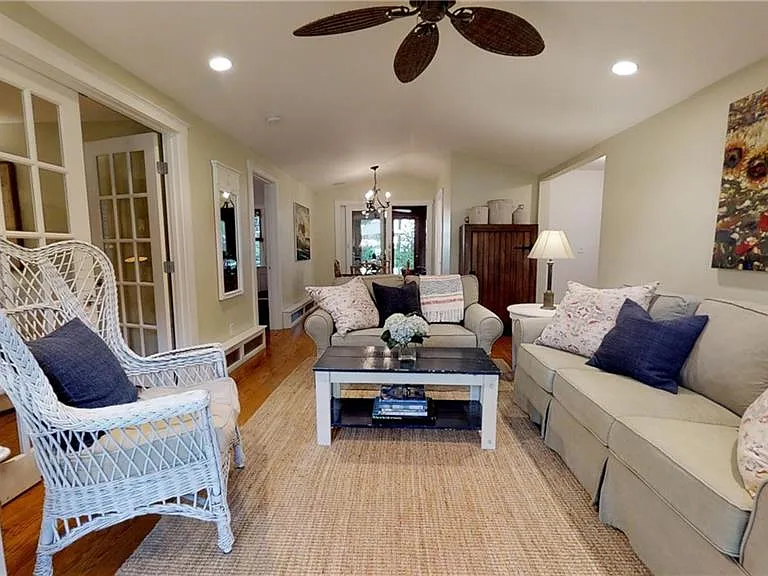 95 Wood Ln — Photo 11