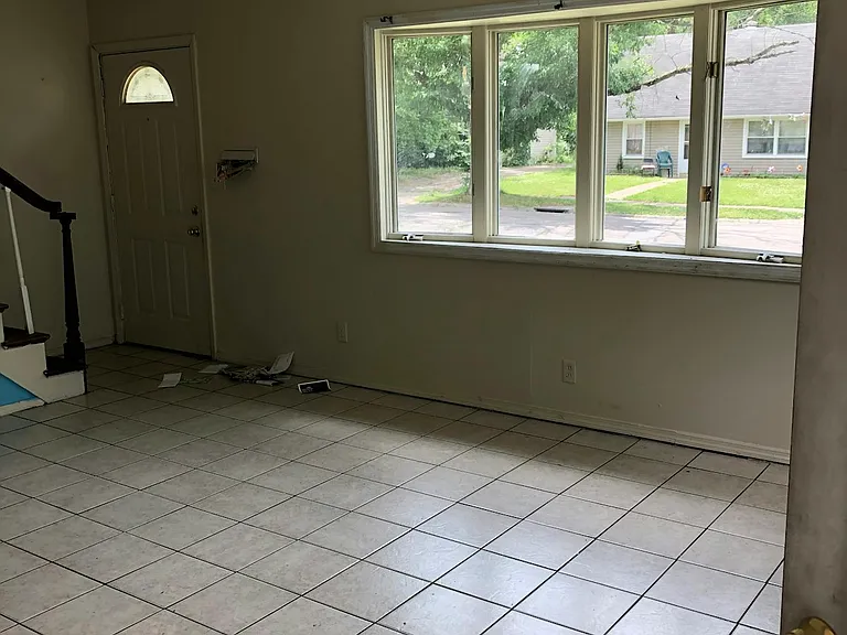 4069 Prescott Ave — Photo 4