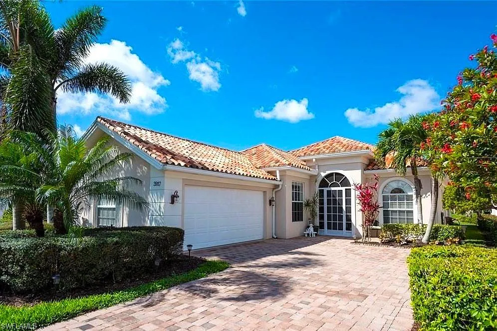 3 bed, 3.0 bath, 1983 sqft, $6,500 — Photo 1