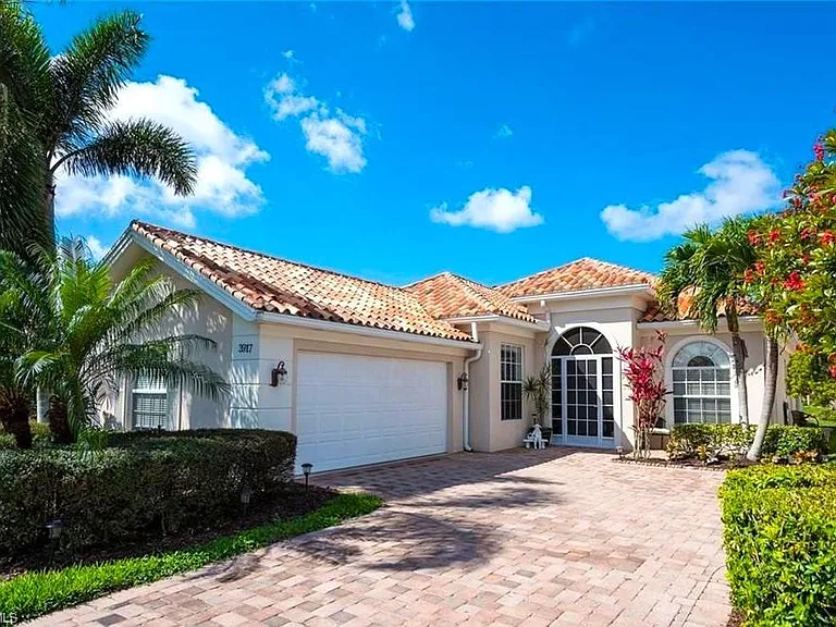 3917 Isla Ciudad Ct — Photo 1