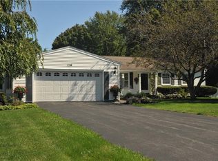 238 Mystic Ln, Rochester, NY 14623