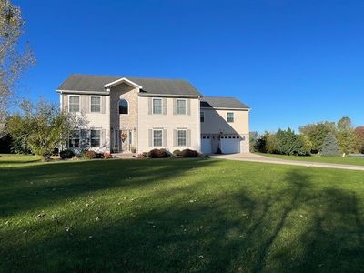 10195 Tiger Lily Ln, Waterford, PA, 16441