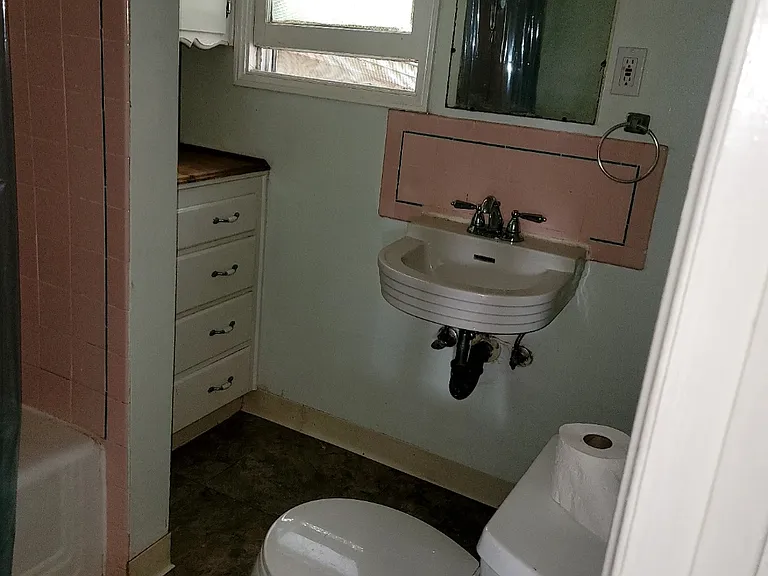 10020 Breidt Ave #B — Photo 5