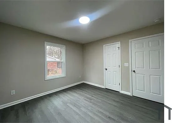 1617 N Main St — Photo 37