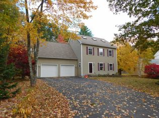 15 Goldfinch Dr, Windham, ME 04062