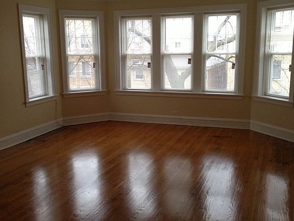 2nd image of 6234 N Francisco Avenue # Fl 3rd