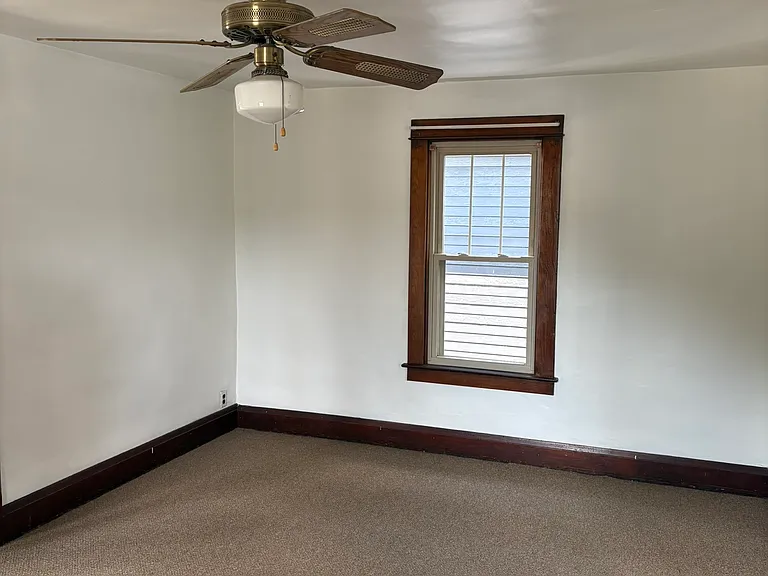 800 Lincoln Ave N #2 — Photo 10