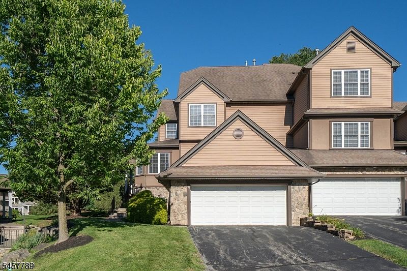 1st image of 32 Havenhill Rd