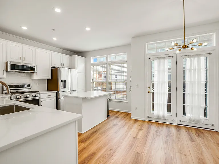 3603 Madison Ln — Photo 12