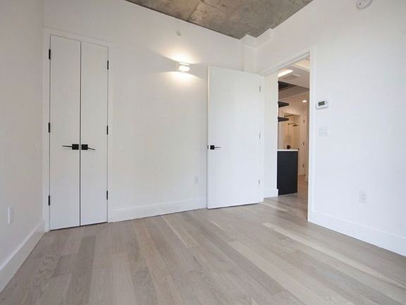 5th image of 152 Manhattan Ave #3FA