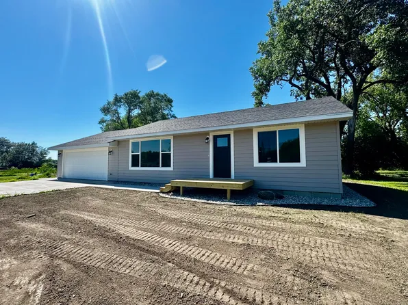 206 6th St N, Arlington, SD 57212