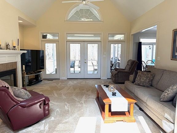 5th image of 217 Compass Point