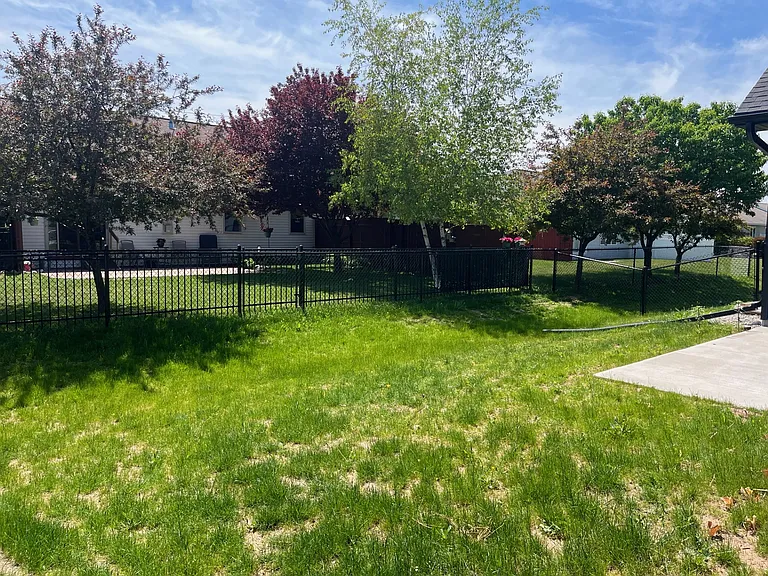 421 Founders Way — Photo 24