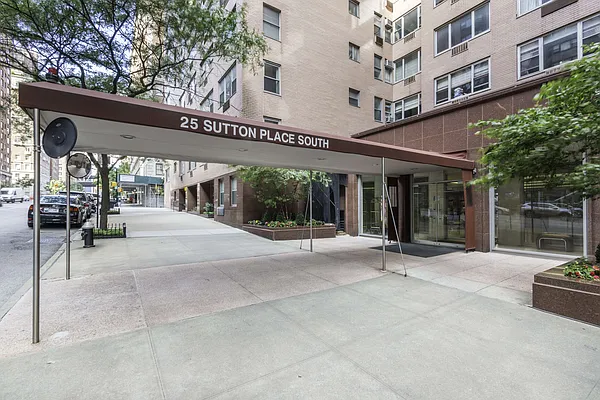 Sold by Brown Harris Stevens | media 6