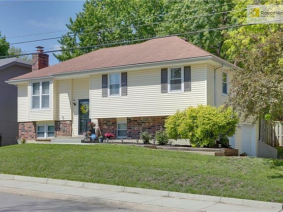 3rd image of 2800 S 53rd St