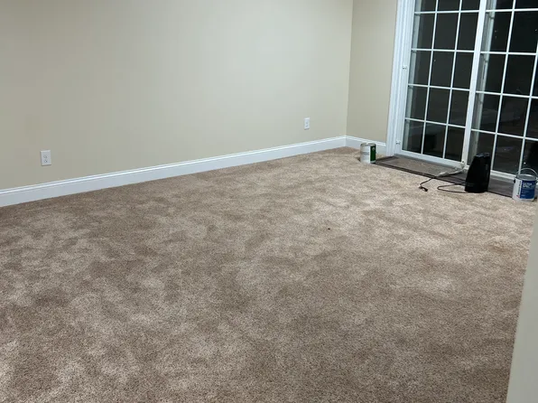 4 Sue Dr, Athens, OH 45701
