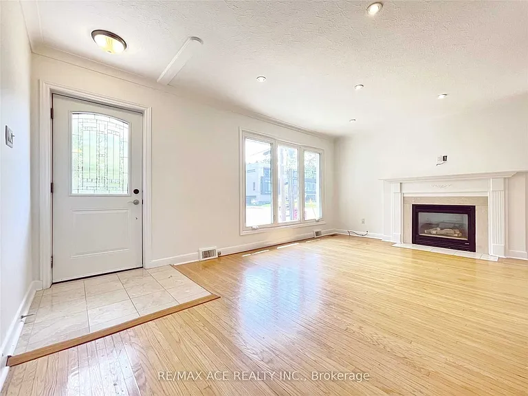 246 Horsham Ave #MAIN — Photo 6