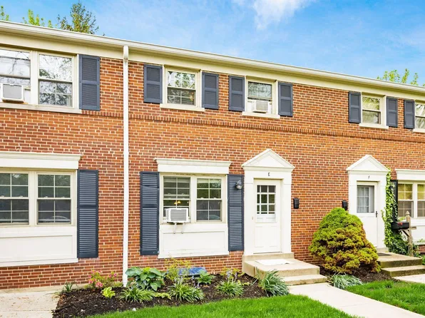 1775 Northwest Ct #109, Columbus, OH 43212