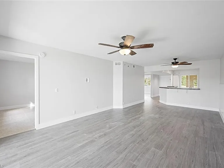 7800 Emerald Cir #B-104 — Photo 6