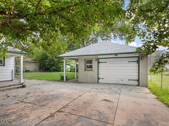 5th image of 6176 N Gulley Rd