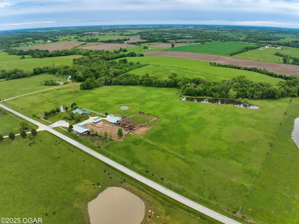 17522 E North Hwy, Sheldon, MO 64784