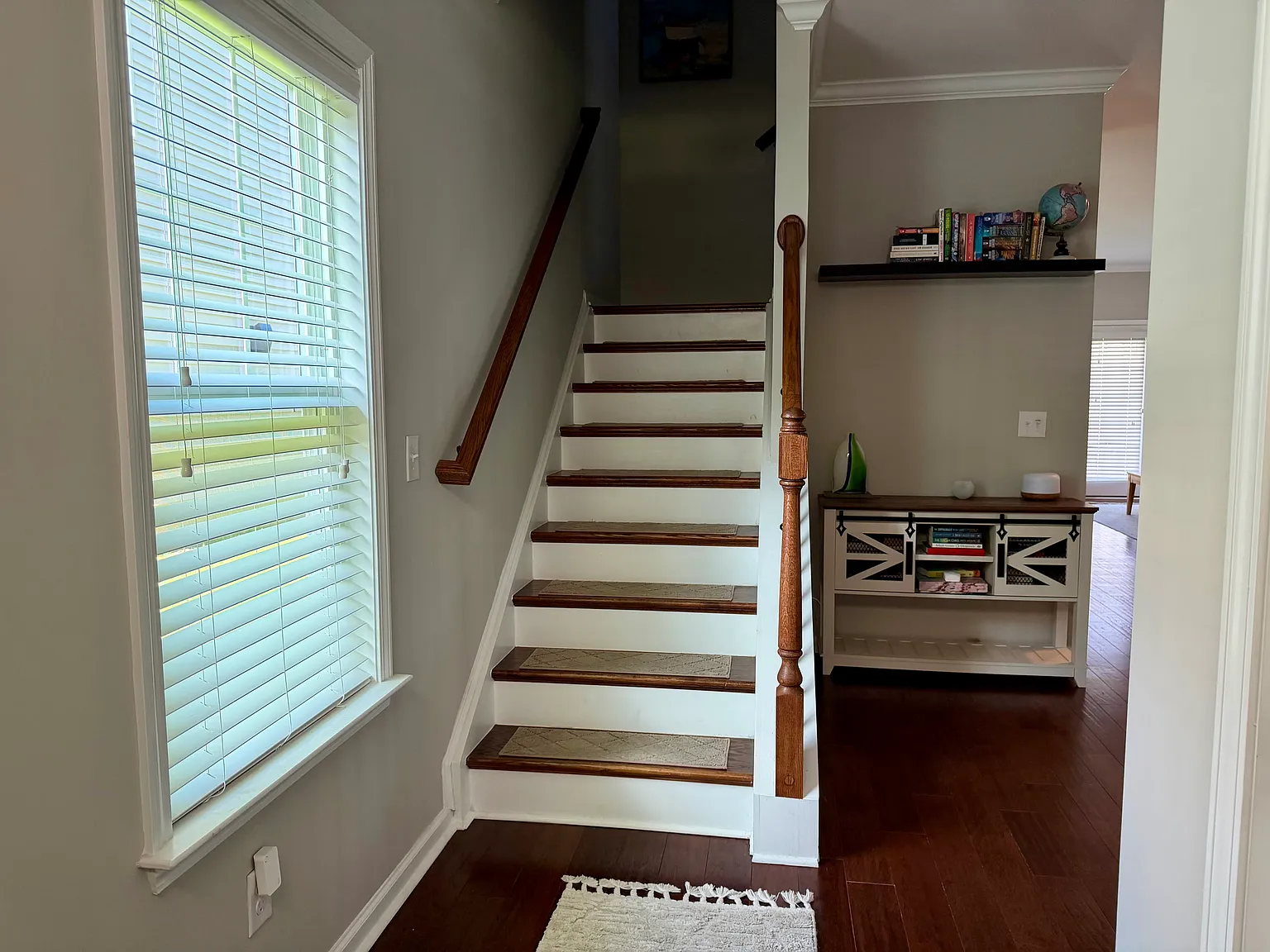 4 bed, 2.5 bath, 2247 sqft, $3,299 — Photo 3