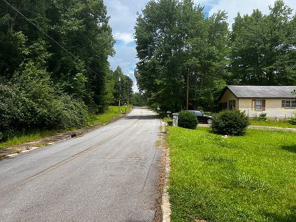 5th image of 448 Mount Zion St