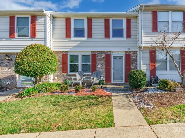 182 Water Oak Dr, Pineville, NC 28134