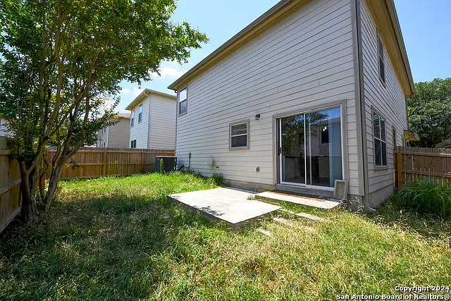 16134 Branching Oaks — Photo 24