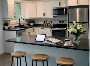 158 Colborne St W #1A, Kawartha Lakes, ON K9V5Z8