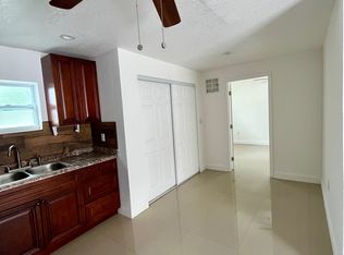 2016 Ardmore Rd, West Palm Beach, FL 33409