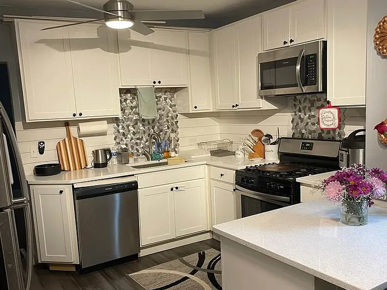 6966 W George St #1 — Photo 4