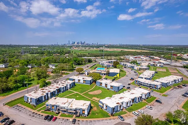Volara Apartments — Photo 8