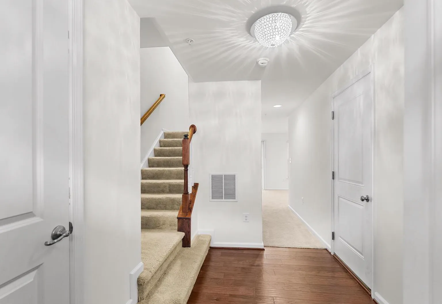 3 bed, 2.5 bath, 1740 sqft, $2,900 — Photo 4