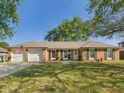 806 Country Ln, Anderson, IN, 46013