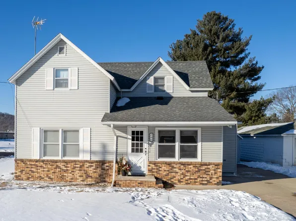 140 W Winona Ave, Kellogg, MN 55945