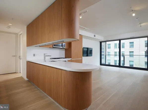 925 H St NW APT 409, Washington, DC 20001