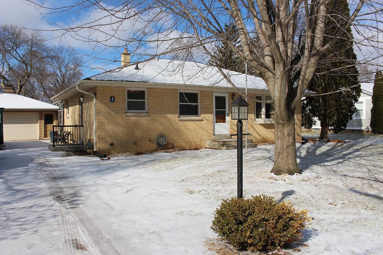 311 Merton Ave, Hartland, WI 53029 Zillow